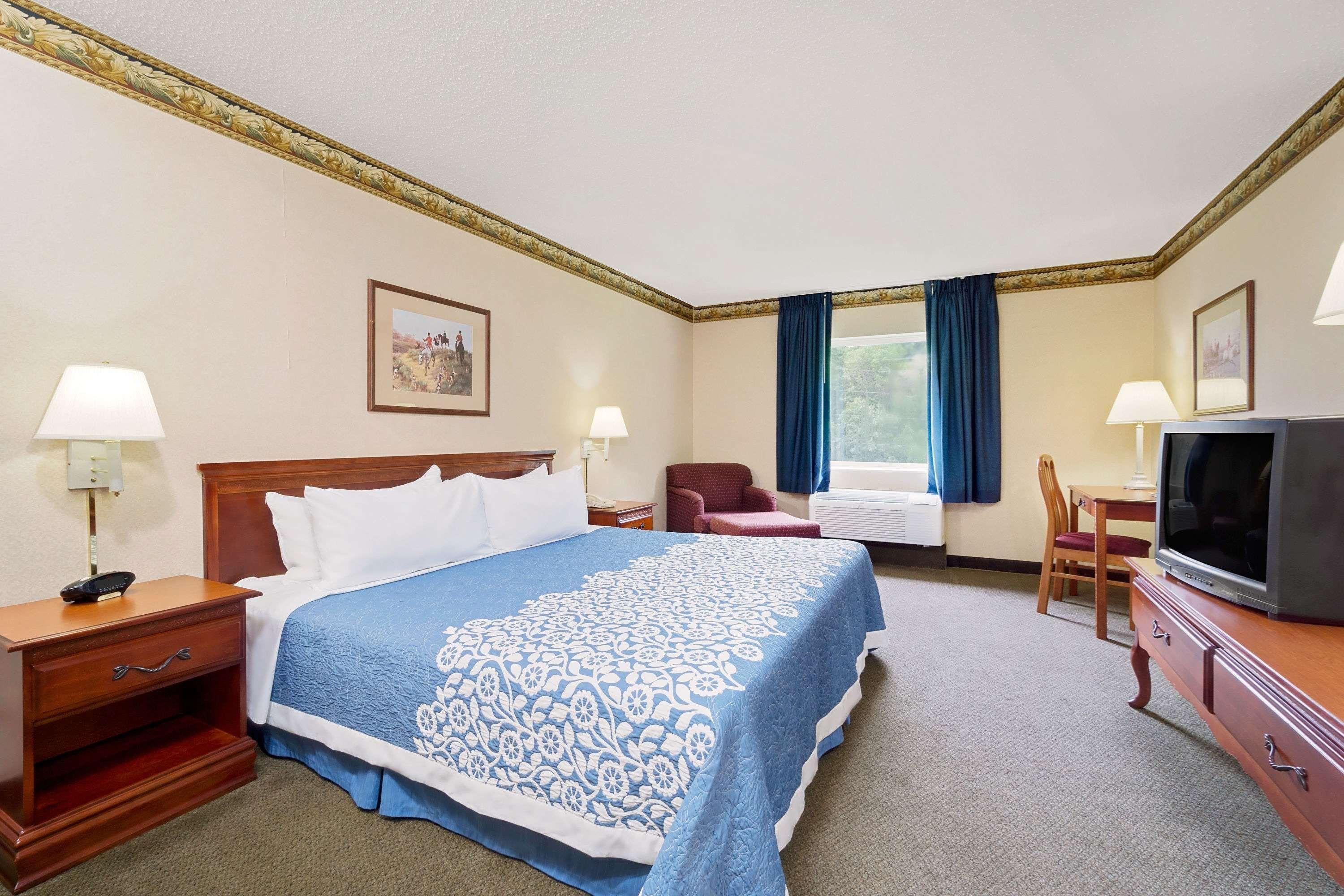 Magnuson Hotel West Liberty Zewnętrze zdjęcie