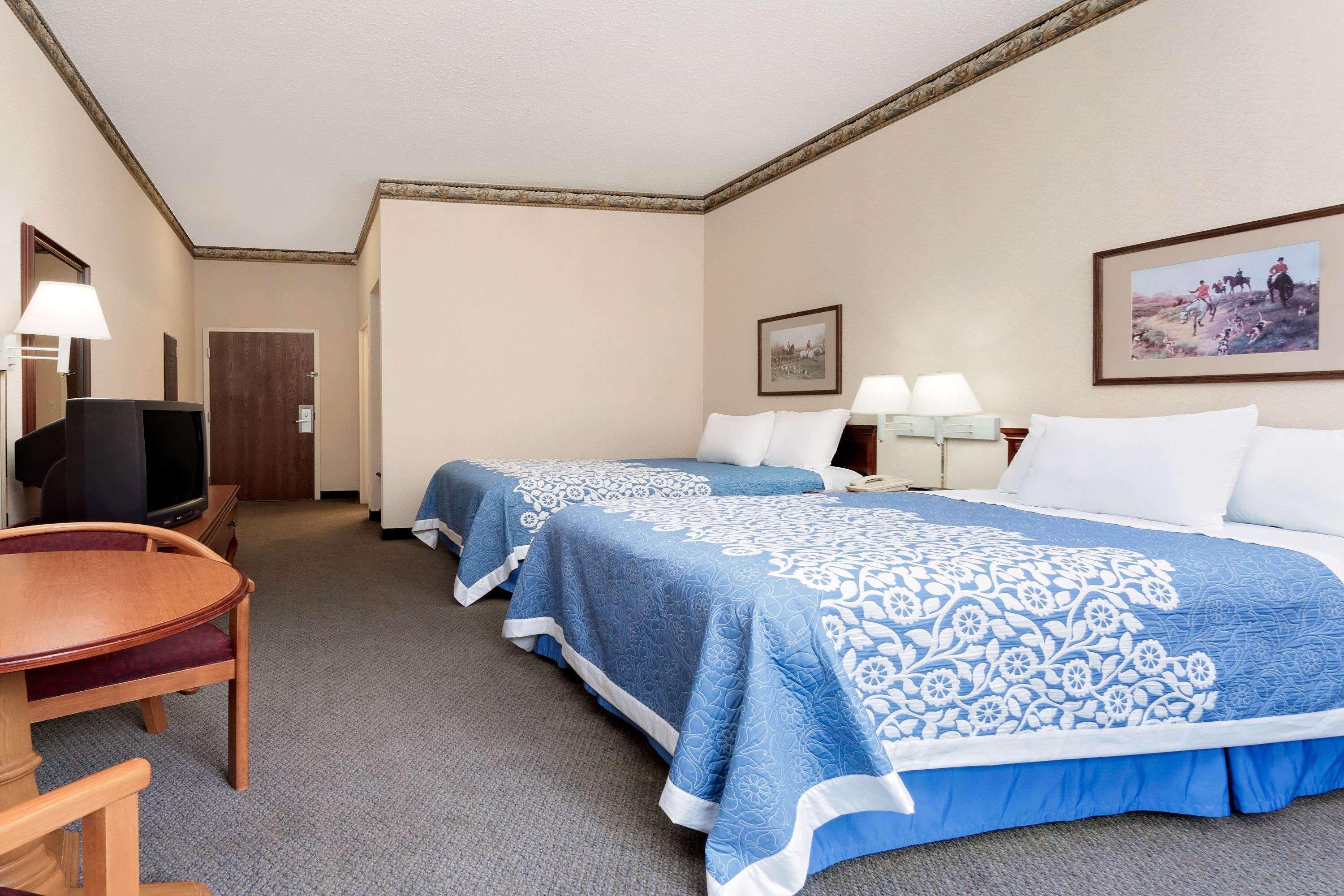 Magnuson Hotel West Liberty Zewnętrze zdjęcie