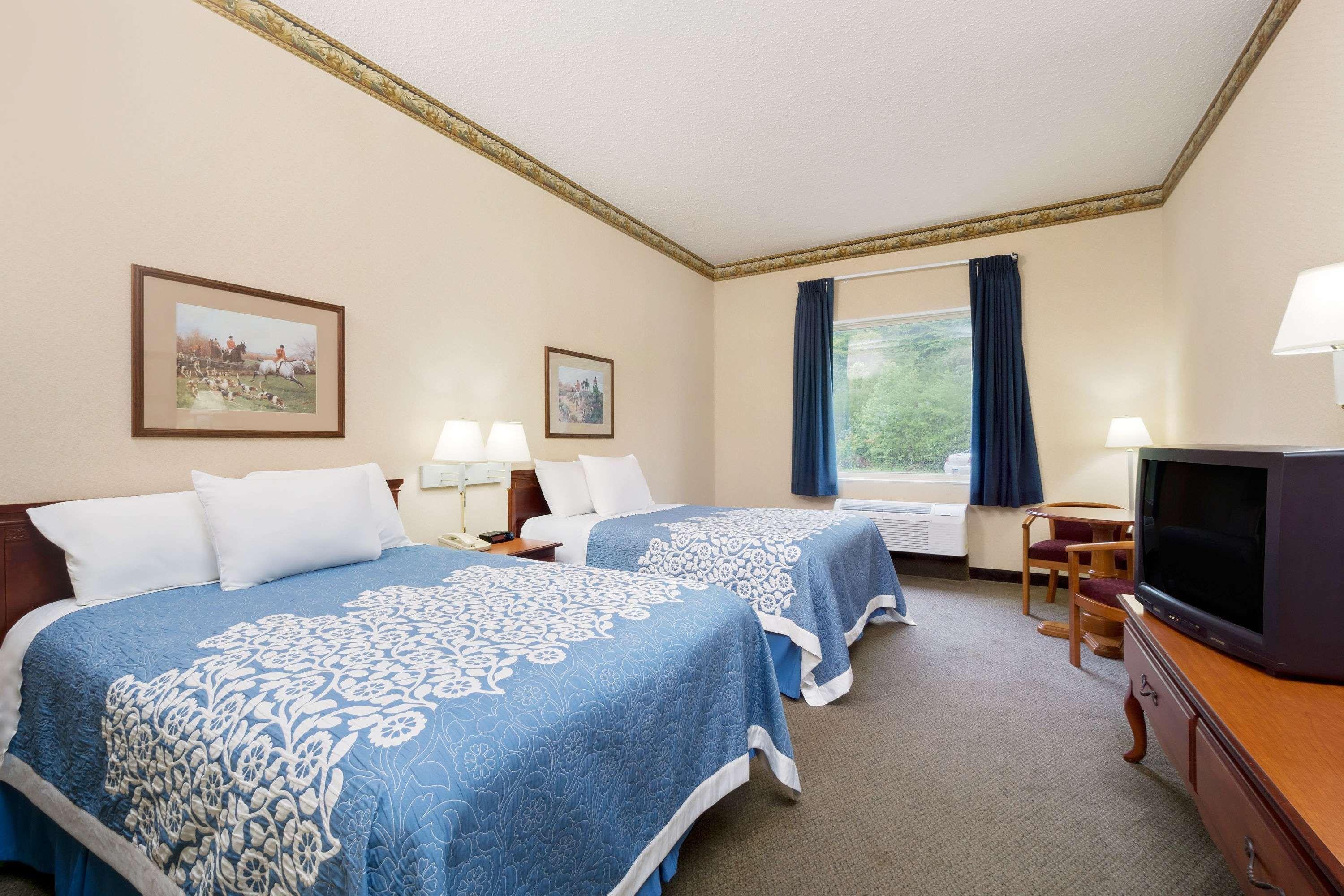 Magnuson Hotel West Liberty Zewnętrze zdjęcie