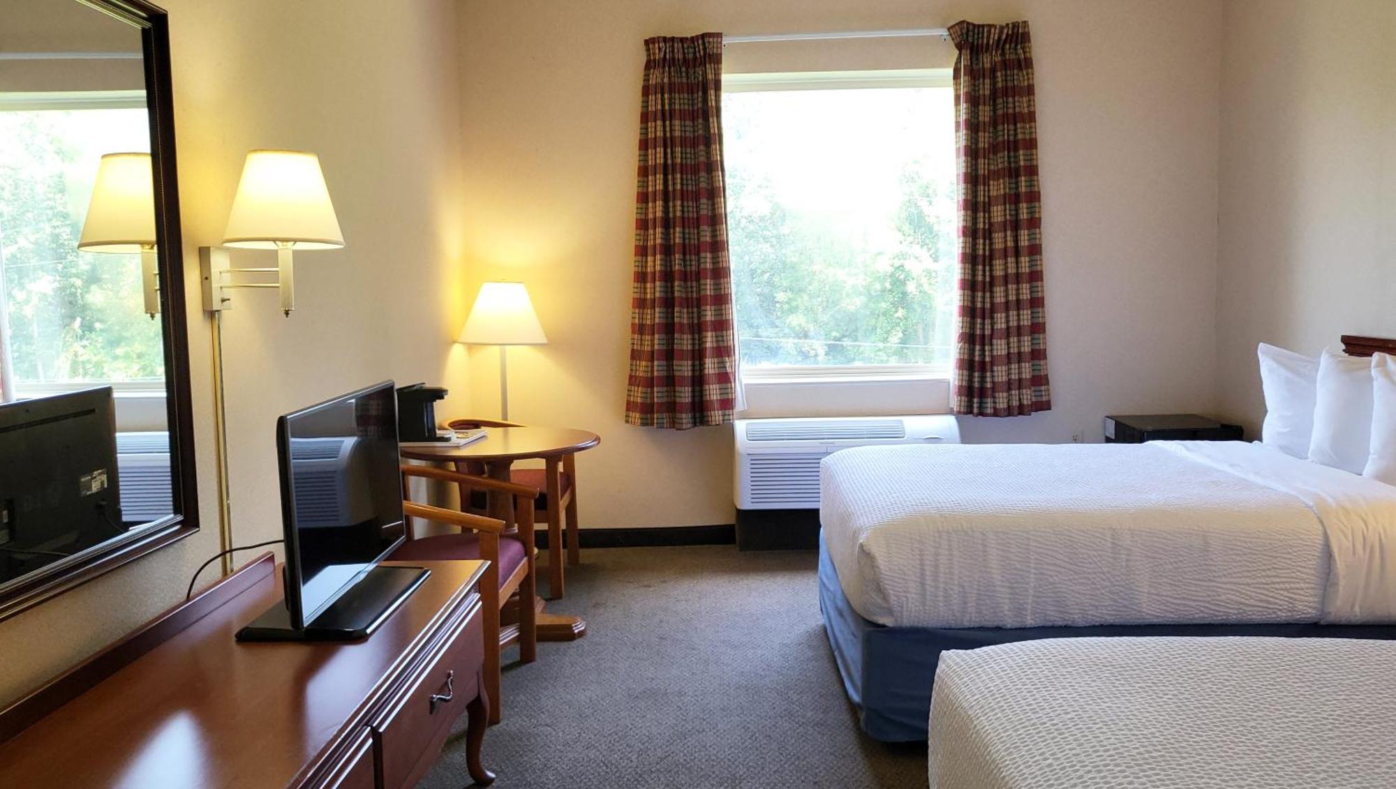 Magnuson Hotel West Liberty Zewnętrze zdjęcie